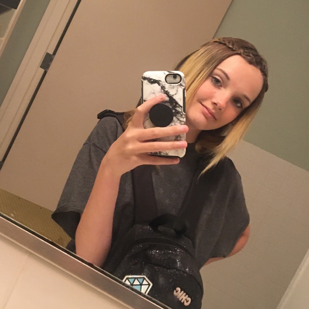 Meet your Posher, Abby